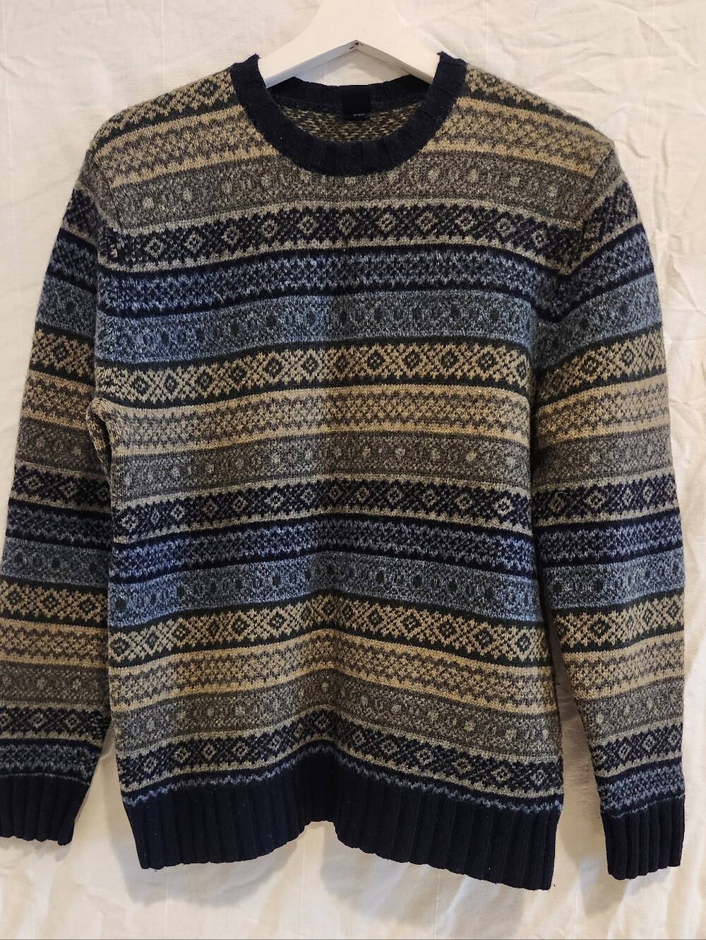 GAP Fair Isle Crewneck Sweater - Navy, Gray & Cream